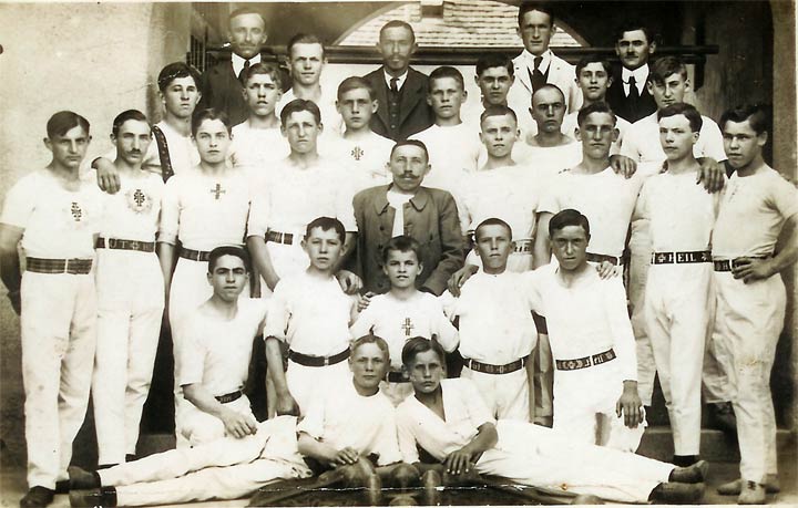 Illinger Turner im Jahr 1919 Illinger Turner im Jahr 1919